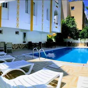 Отель Lavin Garden